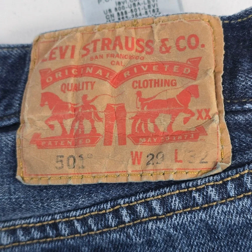 Levi's 501 Jeans fit W29 L30 Button Fly Straight Leg Medium‎ Wash Denim Classic